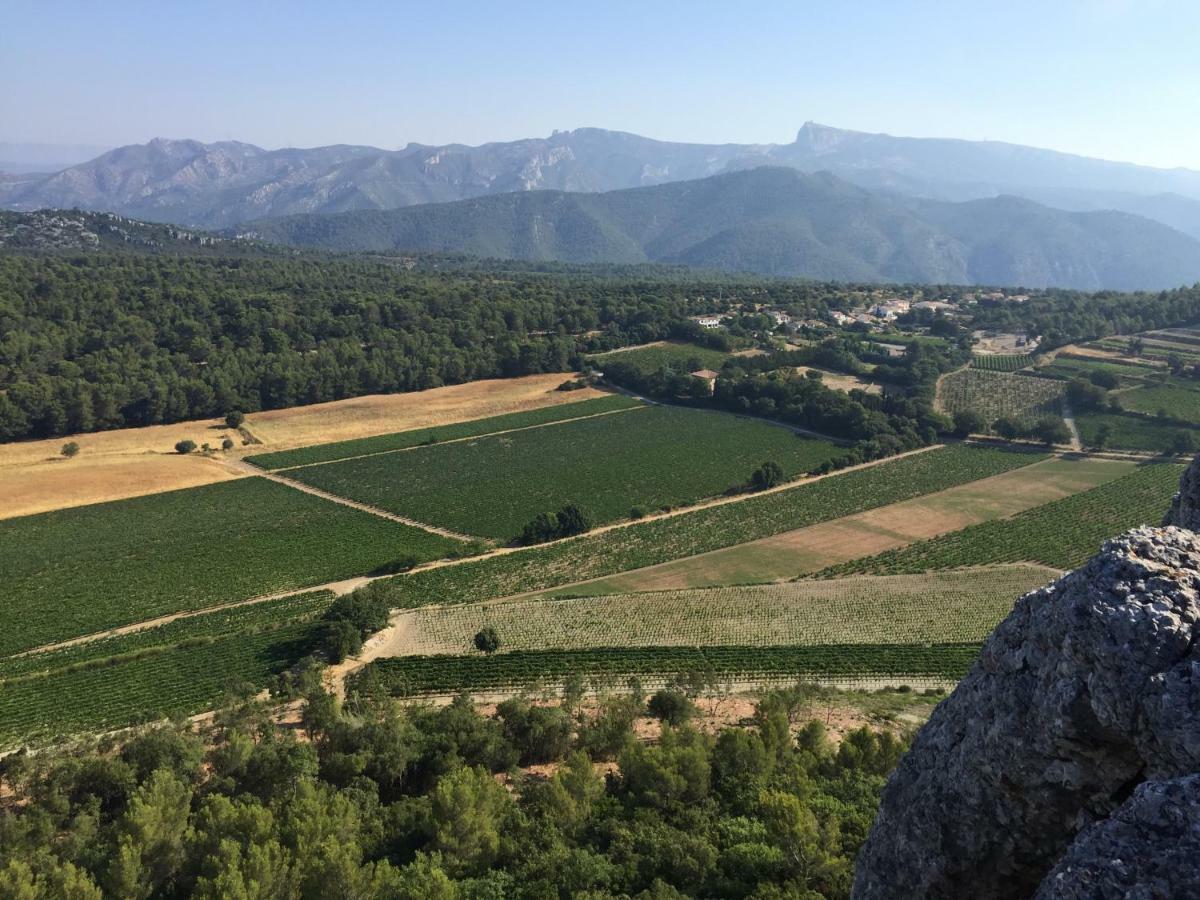 Studio En Provence โอบาญ ภายนอก รูปภาพ